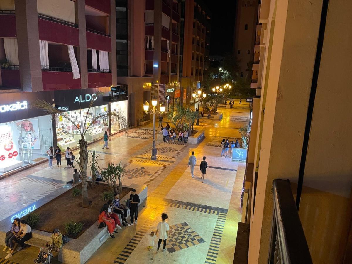 Appartement Haut Standing Gueliz Plaza Avec Vue Marrakesch Exterior foto