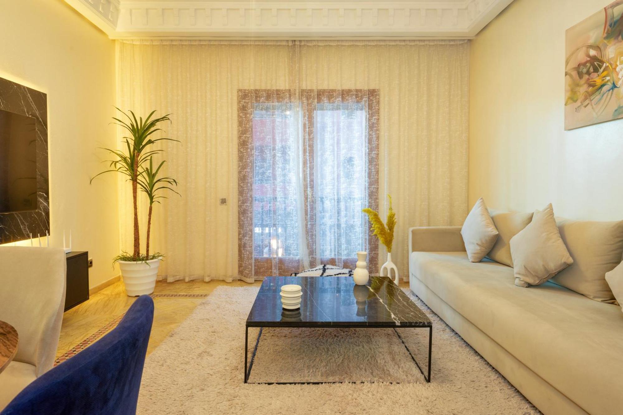 Appartement Haut Standing Gueliz Plaza Avec Vue Marrakesch Exterior foto